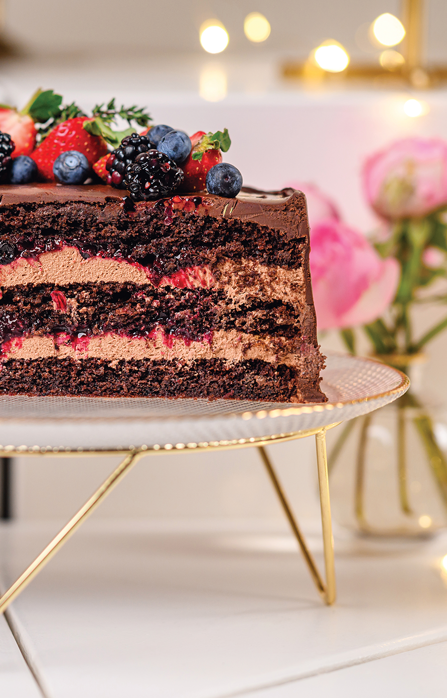 VERY BERRY CHOCOLATE CAKE