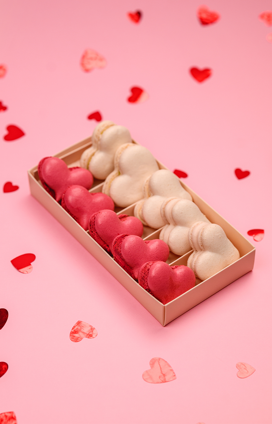 Valentine’s Macarons Box (12 bucăți)