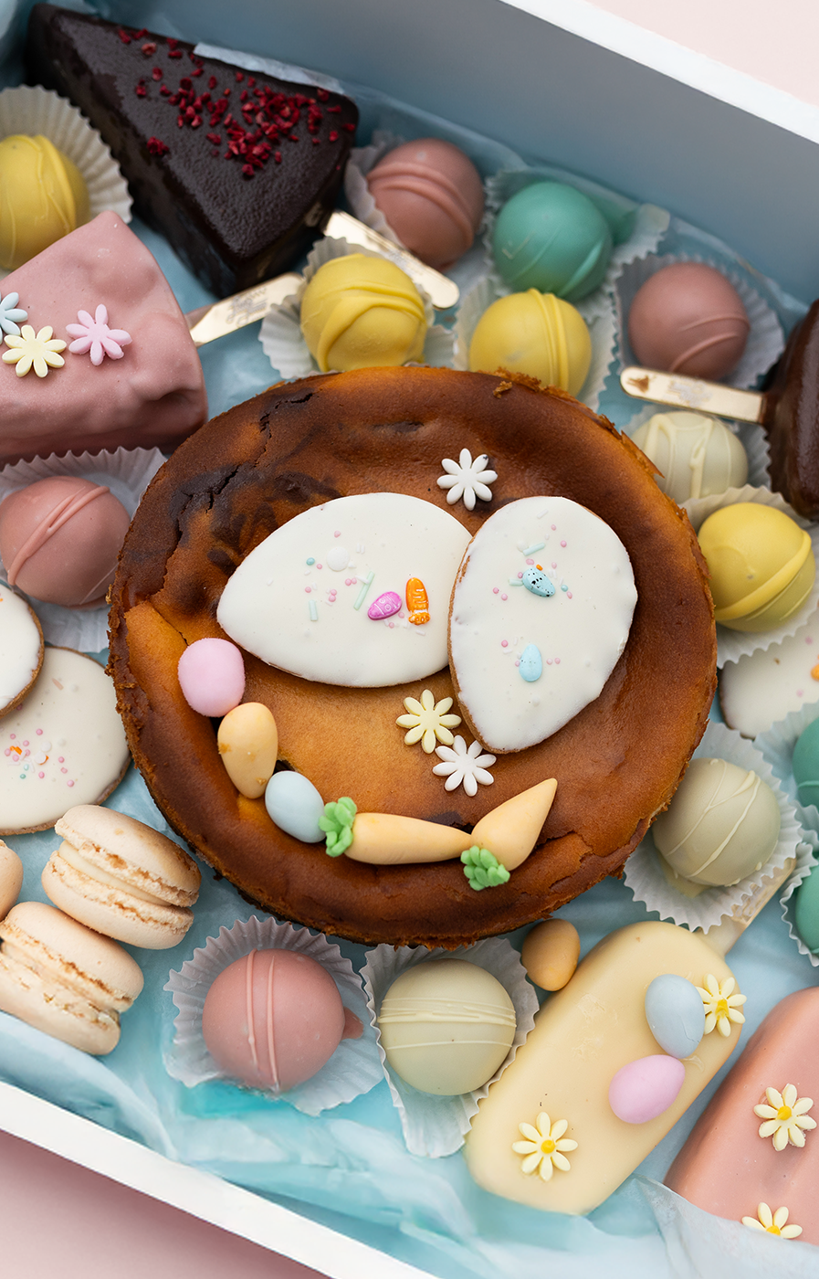 EGG-STRA FLAVORS BOX