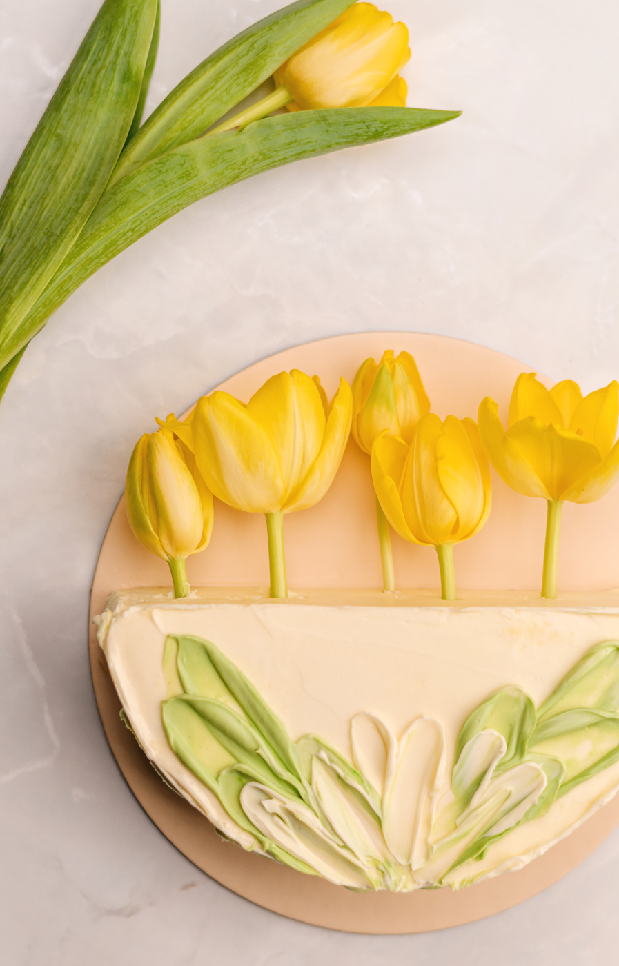 Spring Vase Cake (bento cake)